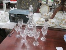 A decanter and 6 glasses
