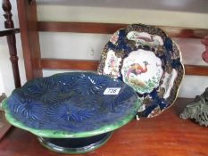 A vintage Sylvac fruit bowl and cabinet plate
