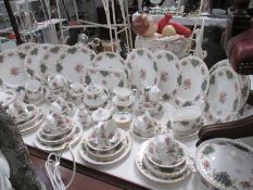 A Royal Albert Berkeley dinner set approximately 85 pieces