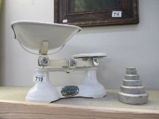 A vintage scales and weights by F J Thornton & Co Ltd