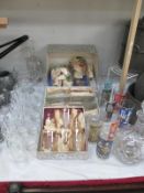 A quantity of vintage and retro glassware and other glasses etc