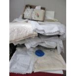 A large quantity of linen and lace items