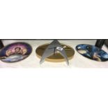 2 Star Trek collectors plates & a Star Trek The Next Generation Stardate wall clock