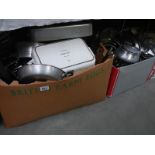 2 boxes of kitchenware