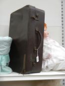 A good vintage case with lovely interior and small zipped pocket on front of case