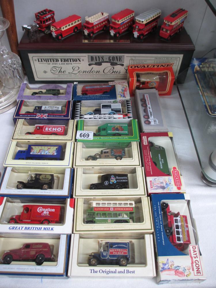 A rare Lledo days Gone Ltd Edition 849/5000 The London bus collection and over 15 Lledo models