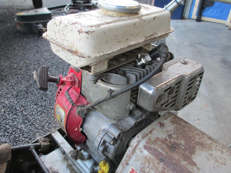 A Honda HC14 cylinder petrol mower - Image 5 of 9