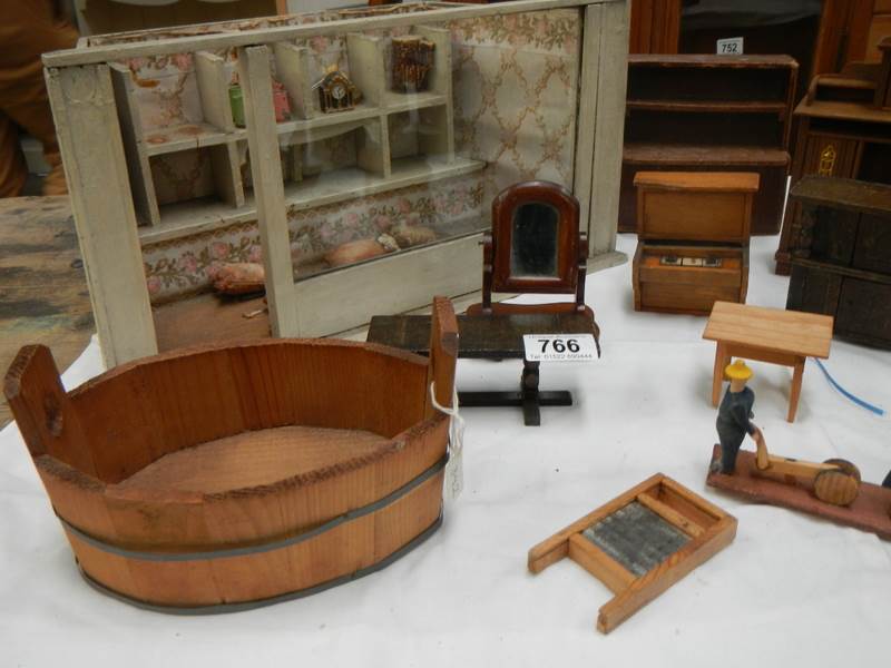 A mixed lot of dolls house furniture. - Image 6 of 7