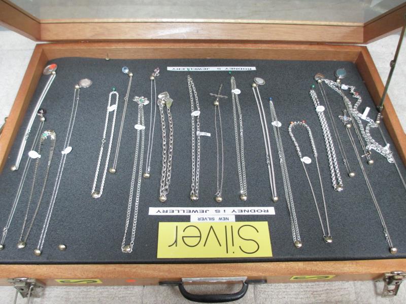 A display case of mainly silver pendants, chains etc., (this lot is buyer collect only). - Image 3 of 10