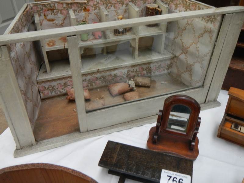 A mixed lot of dolls house furniture. - Image 5 of 7
