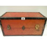 An small travel trunk containing drawers, 20.5" (50cm) x 10" (25cm) x 10" (25cm).