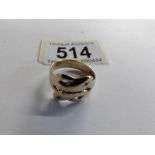 A circa 1920/30's diamond set double headed snake ring in 18ct gold, size S.