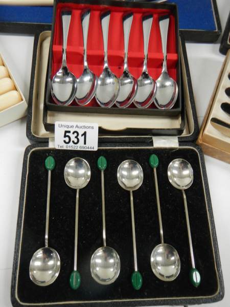 6 assorted cutlery sets including 2 with wedding present cards. - Image 4 of 6