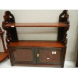 A good mahogany 2 door wall hanging cabinet in good condition.