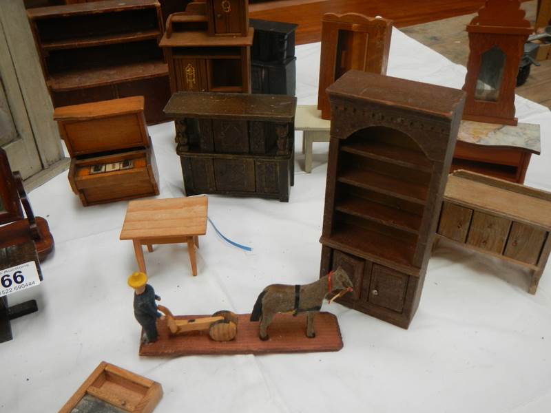 A mixed lot of dolls house furniture. - Image 3 of 7