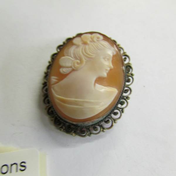 2 cameo brooches of female profiles. - Image 3 of 3