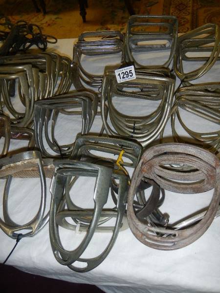 A large quantity of horse stirrups. - Image 5 of 5