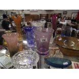 11 items of vintage glassware including carnival glass