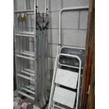2 aluminium step ladders and 2 small ladder steps.