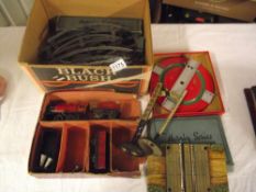 A Hornby O Gauge tinplate clockwork train set