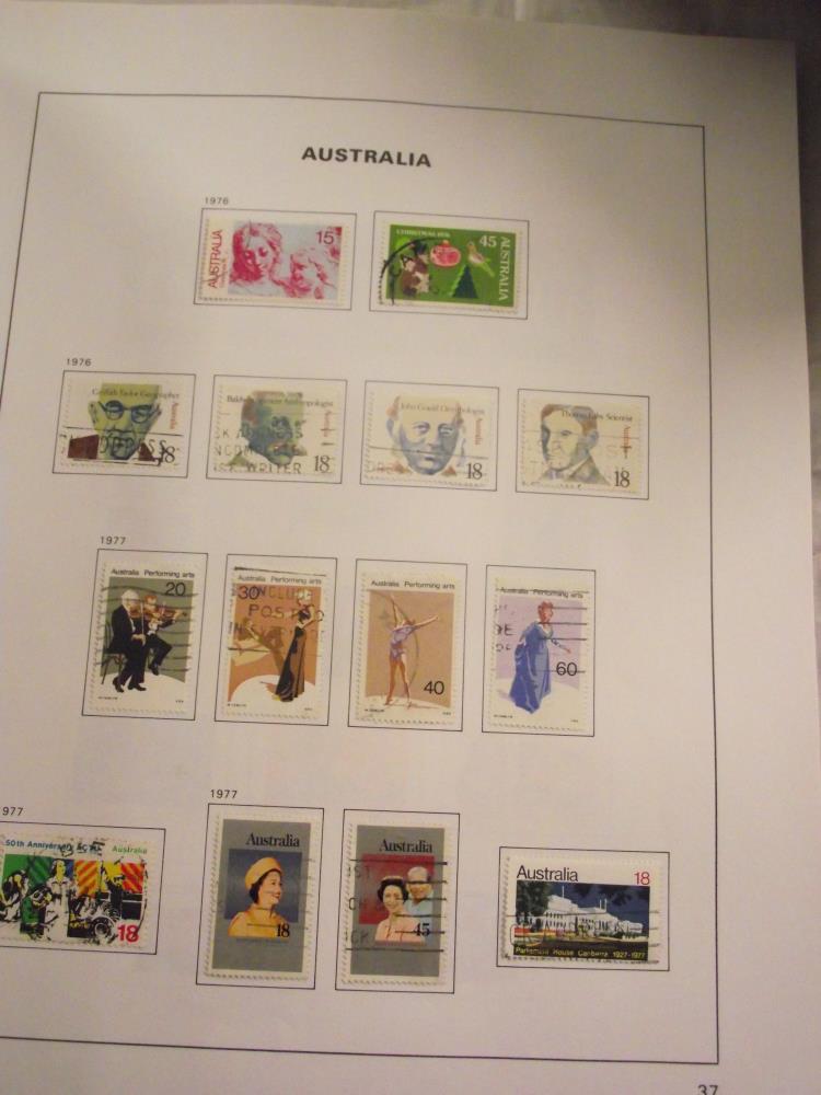 A box of stamps albums of world stamps - Image 12 of 12