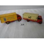 A Dinky 514 Guy Spratts van and a 922 Big Bedford Heinz Beans van.