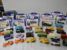 A mixed lot of Oxford and other die cast models.