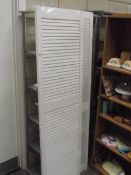 2 white painted louvre doors (each 6ft x 21").