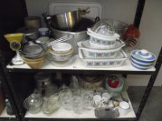 2 shelves of kitchenware including Pyrex