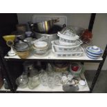 2 shelves of kitchenware including Pyrex