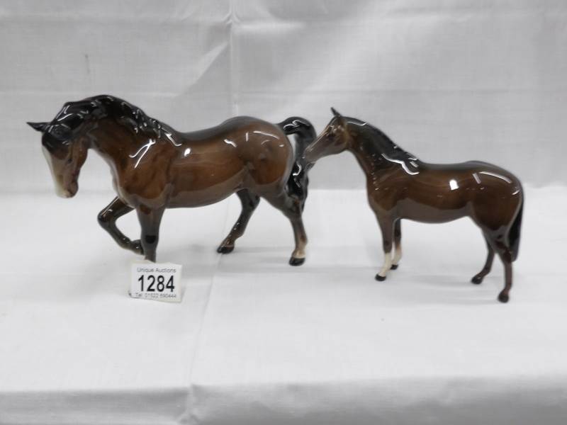 2 Beswick horses.