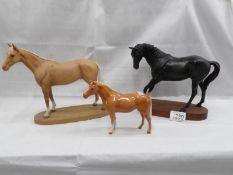 3 Beswick horses.