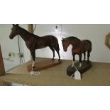 2 Beswick horses.