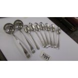 A set of 6 silver teaspoons (120 grams),