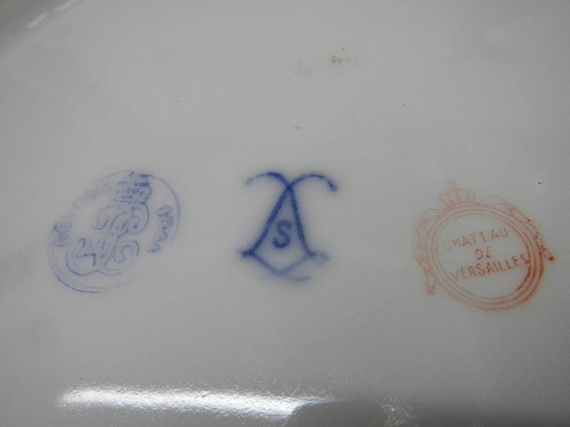 A Good French cabinet plate of Charles X with heavy gilding over cobalt blue background, - Image 4 of 4