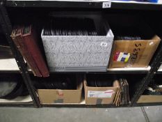 A large quantity of loose 78 rpm records, no sleeves.