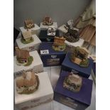 11 boxed Lilliput Lane cottages (some boxes a/f)