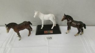 2 Beswick shire ponies and a Royal Doulton white horse entitled 'Adventure'.