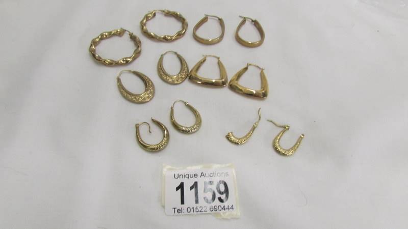 5 pairs of gold earrings and one a/f pair. 11 grams.