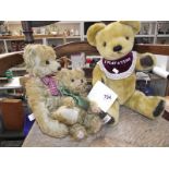 A Merrythought musical bear (London bridge), a Deans Ltd. Ed.