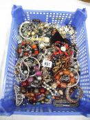 A tray of assorted costume jewellery.