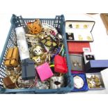 A mixed lot of costume jewellery, some boxed, some vintage etc.