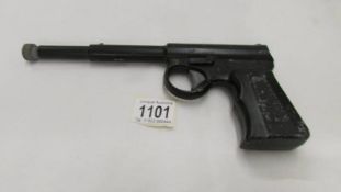 The Gat Umarex 4.5mm pistol - T J Harrington & Son, Walton, Surrey, in working order.