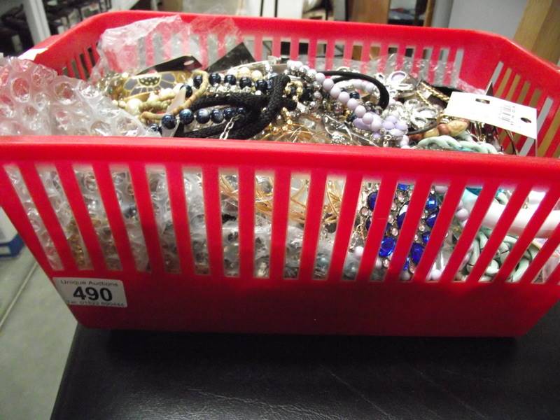 A basket of vintage and retro costume jewellery. - Image 2 of 2