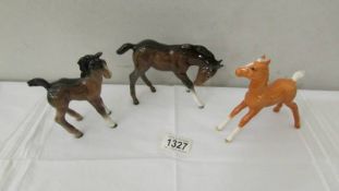 3 Beswick foals.