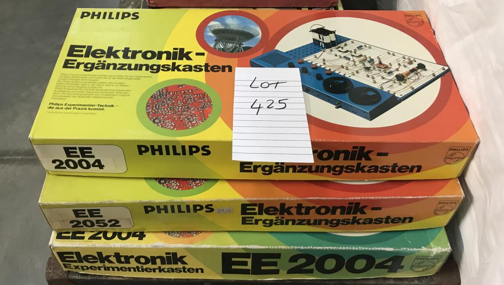 3 Philips electronic kits 2x EE2004 & 1x EE2052 (2 sealed, 1 used) 1 may be missing some components,