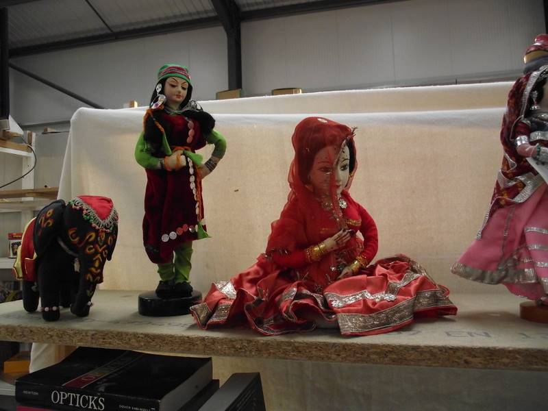 A doll of a Rajasthani woman and other dolls. - Image 3 of 3