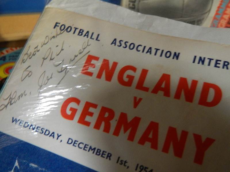 A very interesting lot of football memorabilia on 2 shelves, in excess of 40 books in total, - Image 8 of 17