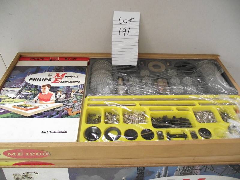 7 Norelco mechanical engineer kits ME1200, missing some components, being sold as seen. - Image 2 of 2