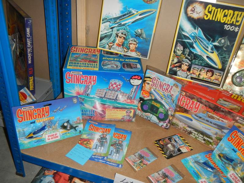 A selection of Matchbox Stingray figures, play sets etc. - Image 3 of 4